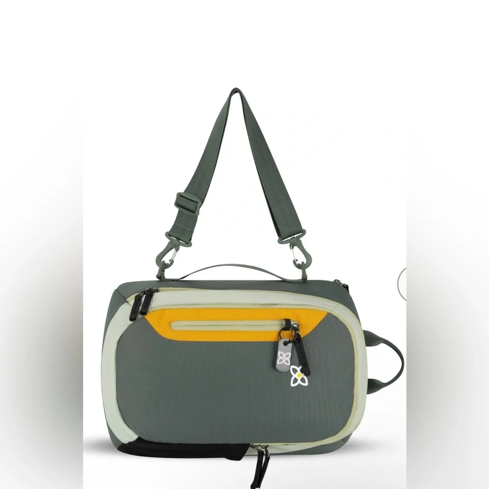 Sherpani Backpack - Picture 10 of 12